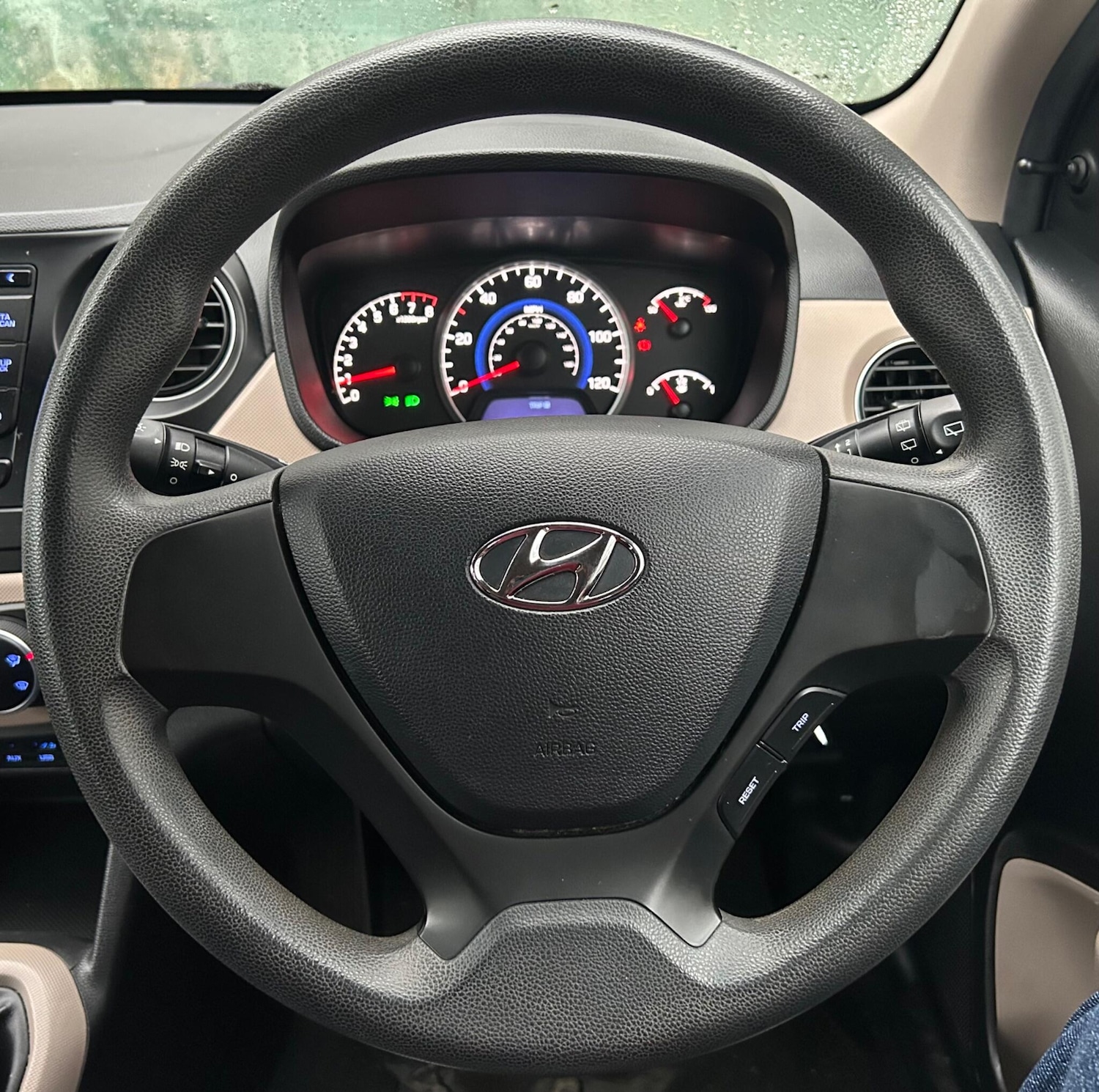 Used Hyundai i10 2016 for sale - 77144481: Photo 31