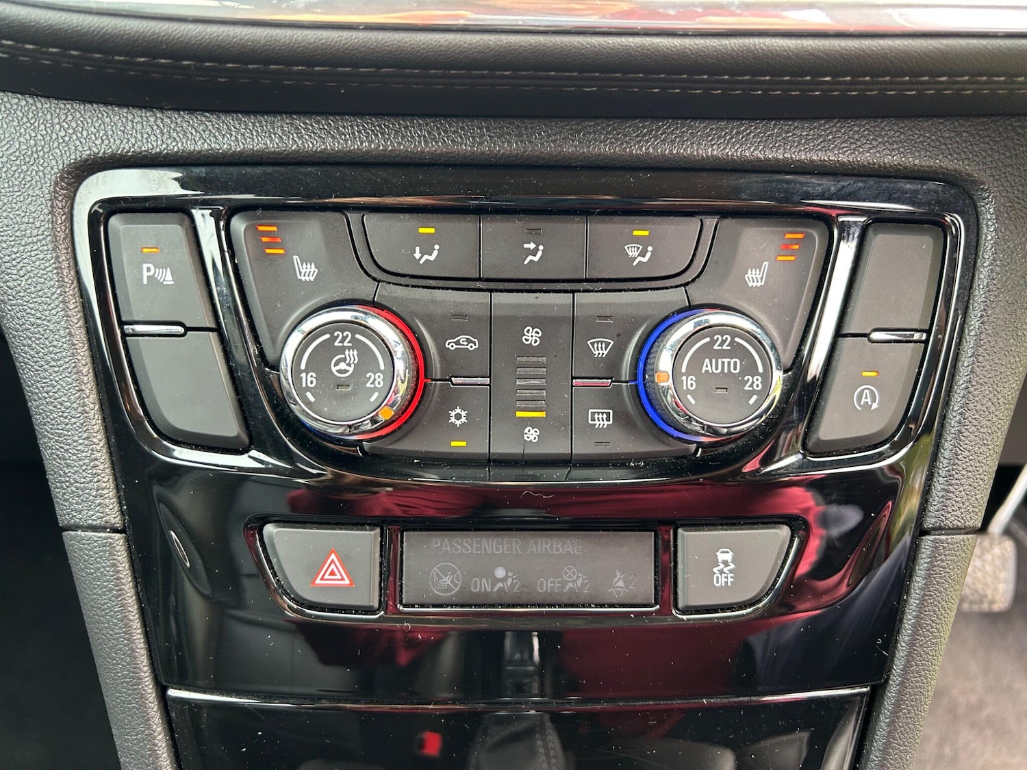 Used Vauxhall Mokka X 2016 for sale - 76457332: Photo 24