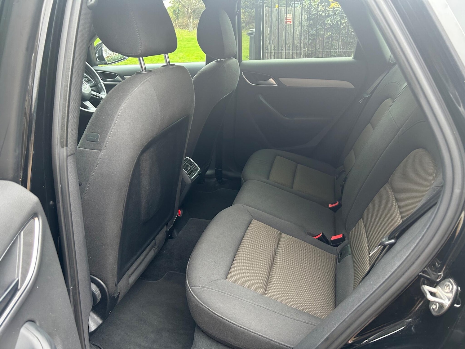 Used Audi Q3 2014 for sale - 76824275: Photo 15