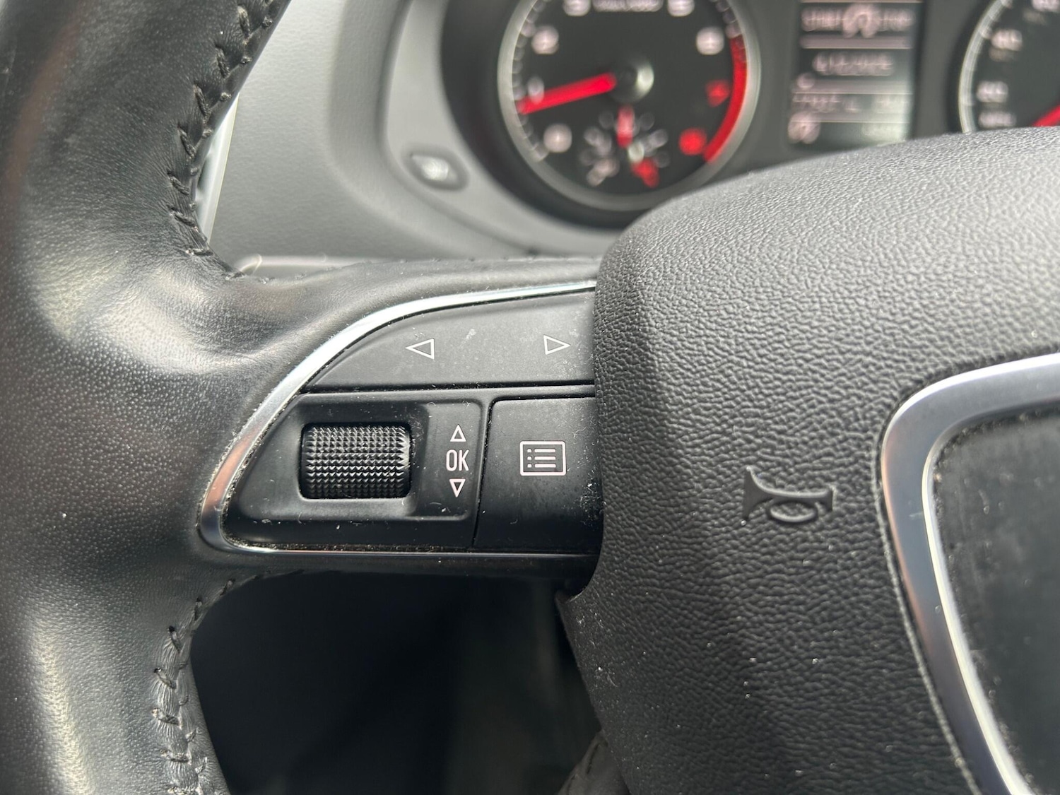 Used Audi Q3 2014 for sale - 76824275: Photo 17