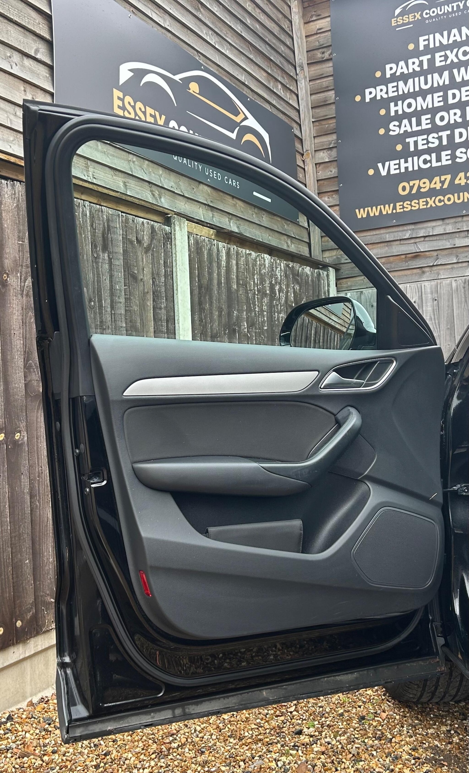 Used Audi Q3 2014 for sale - 76824275: Photo 21