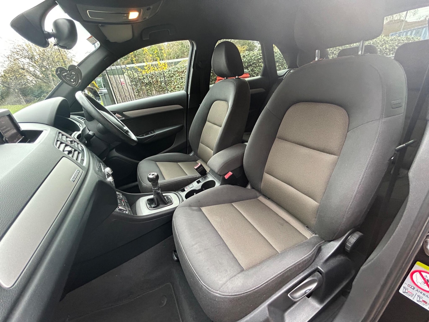 Used Audi Q3 2014 for sale - 76824275: Photo 35