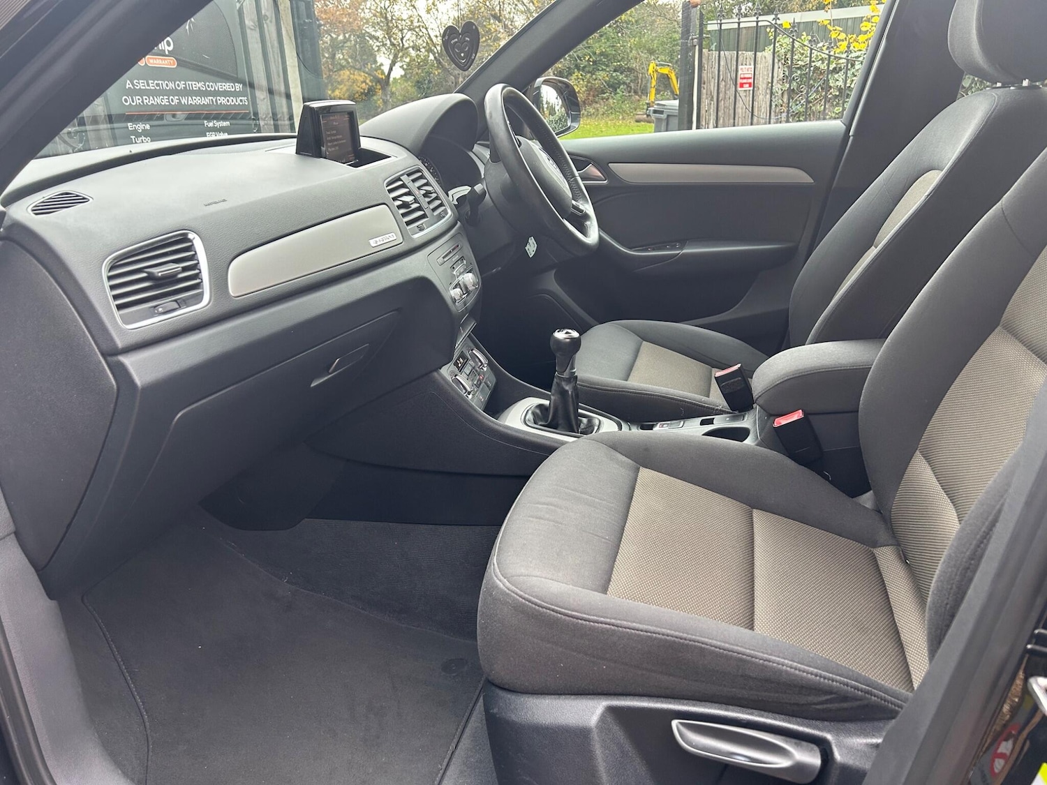 Used Audi Q3 2014 for sale - 76824275: Photo 36