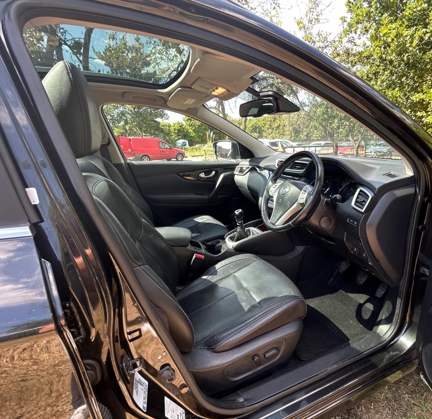 Used Nissan Qashqai 2015 for sale - 76458130: Photo 13