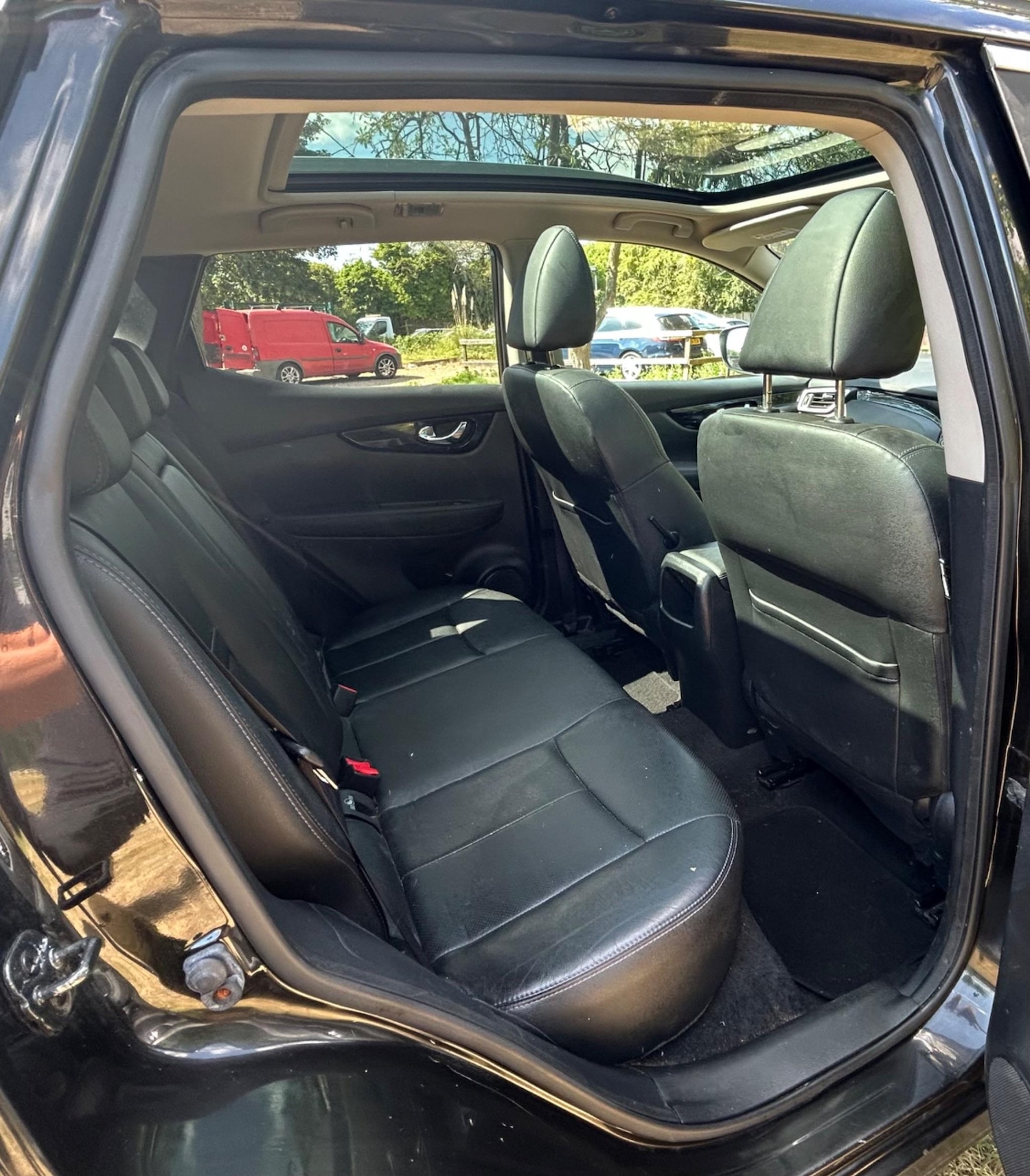 Used Nissan Qashqai 2015 for sale - 76458130: Photo 17