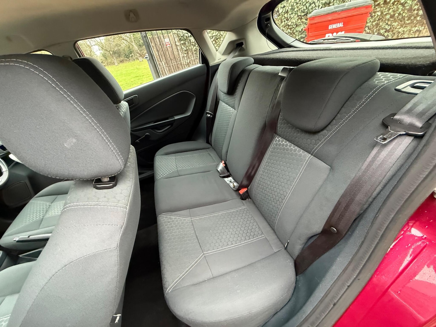 Used Ford Fiesta 2010 for sale - 77412359: Photo 16