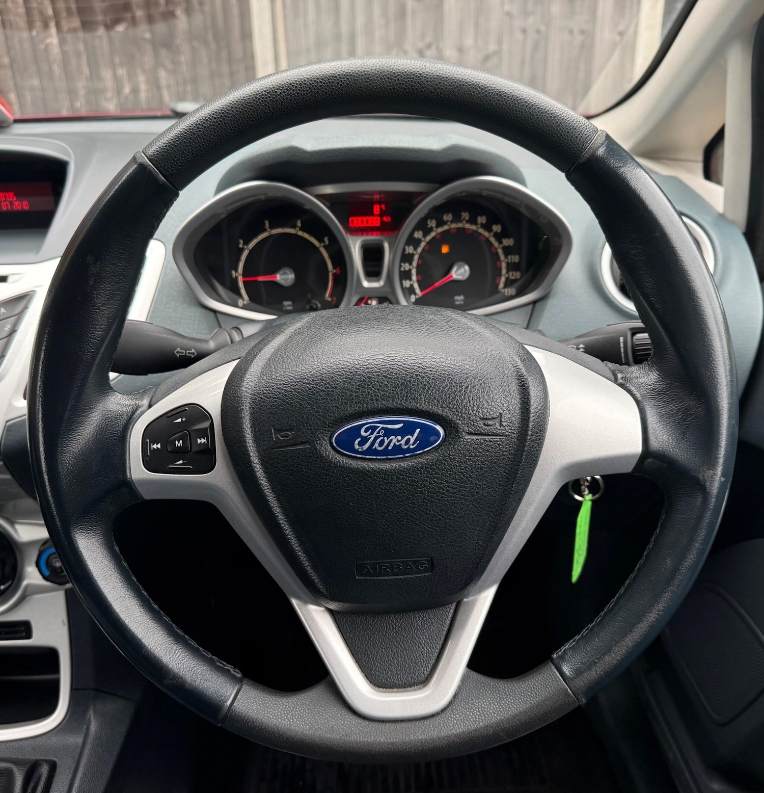 Used Ford Fiesta 2010 for sale - 77412359: Photo 32