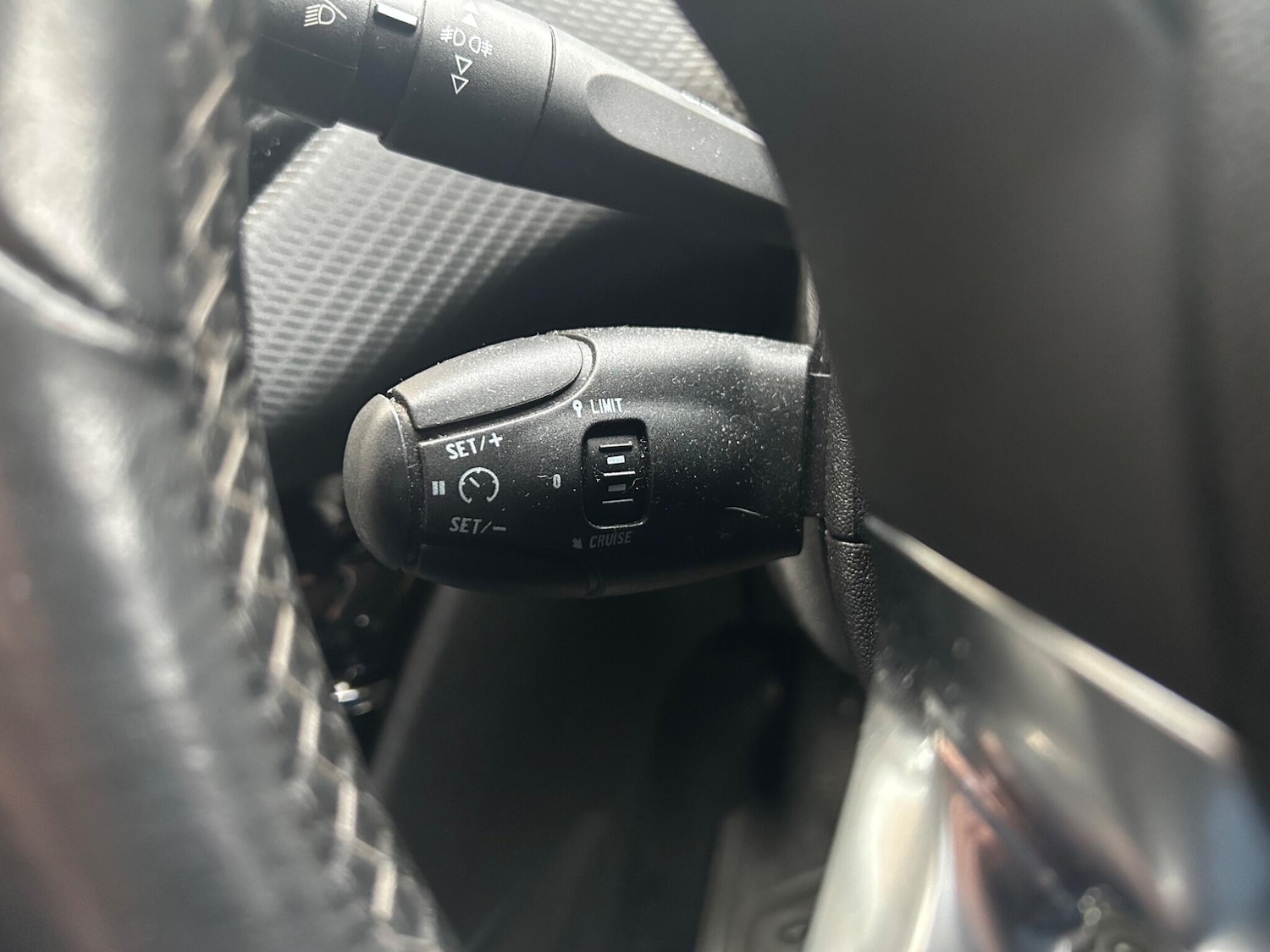 Used Peugeot 2008 2014 for sale - 76657933: Photo 18