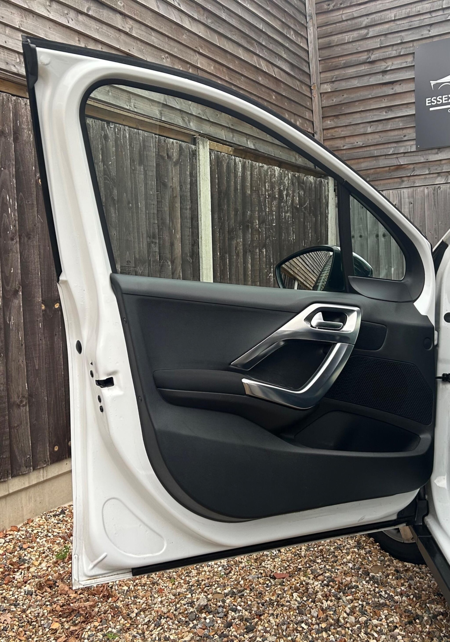 Used Peugeot 2008 2014 for sale - 76657933: Photo 22