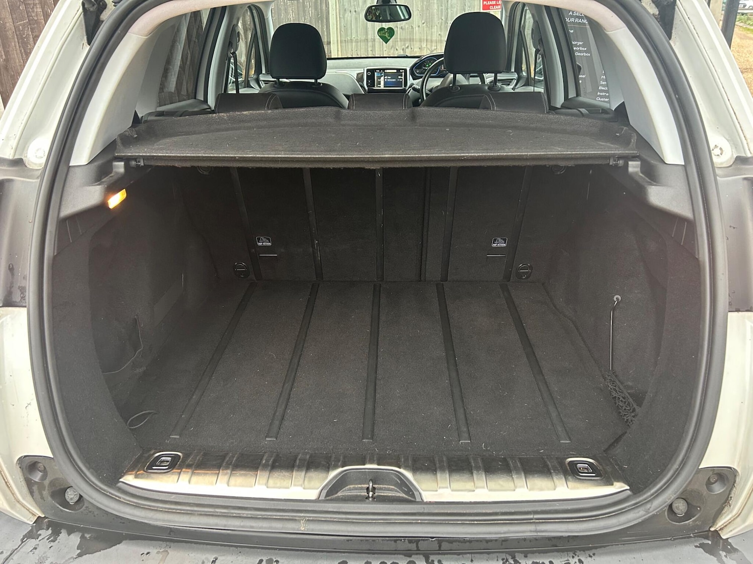 Used Peugeot 2008 2014 for sale - 76657933: Photo 29