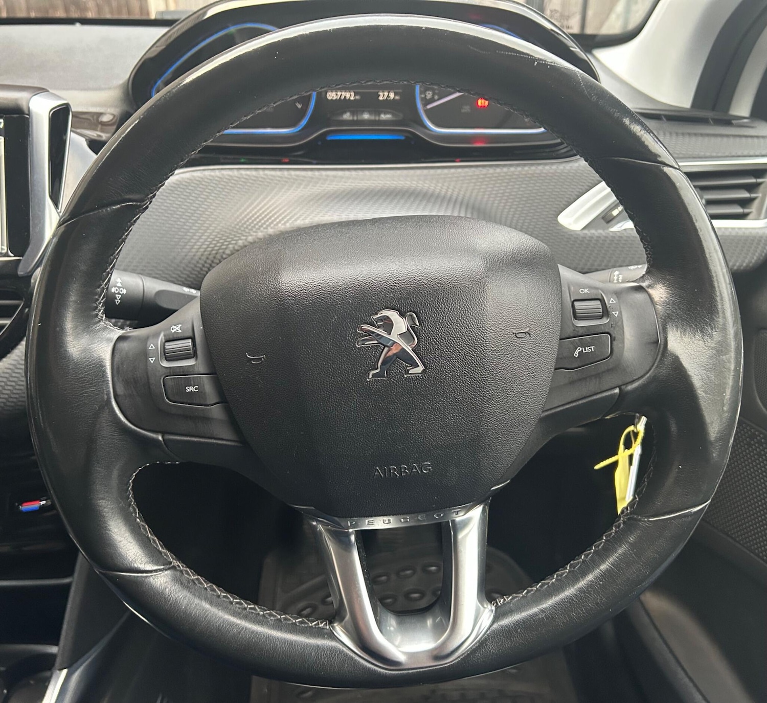 Used Peugeot 2008 2014 for sale - 76657933: Photo 31