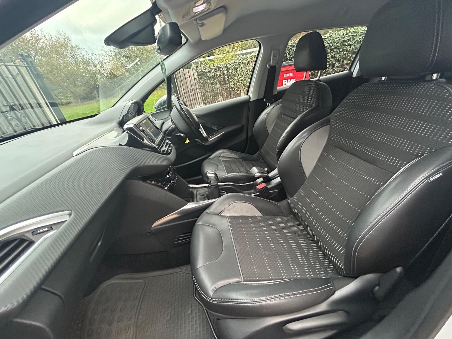 Used Peugeot 2008 2014 for sale - 76657933: Photo 33