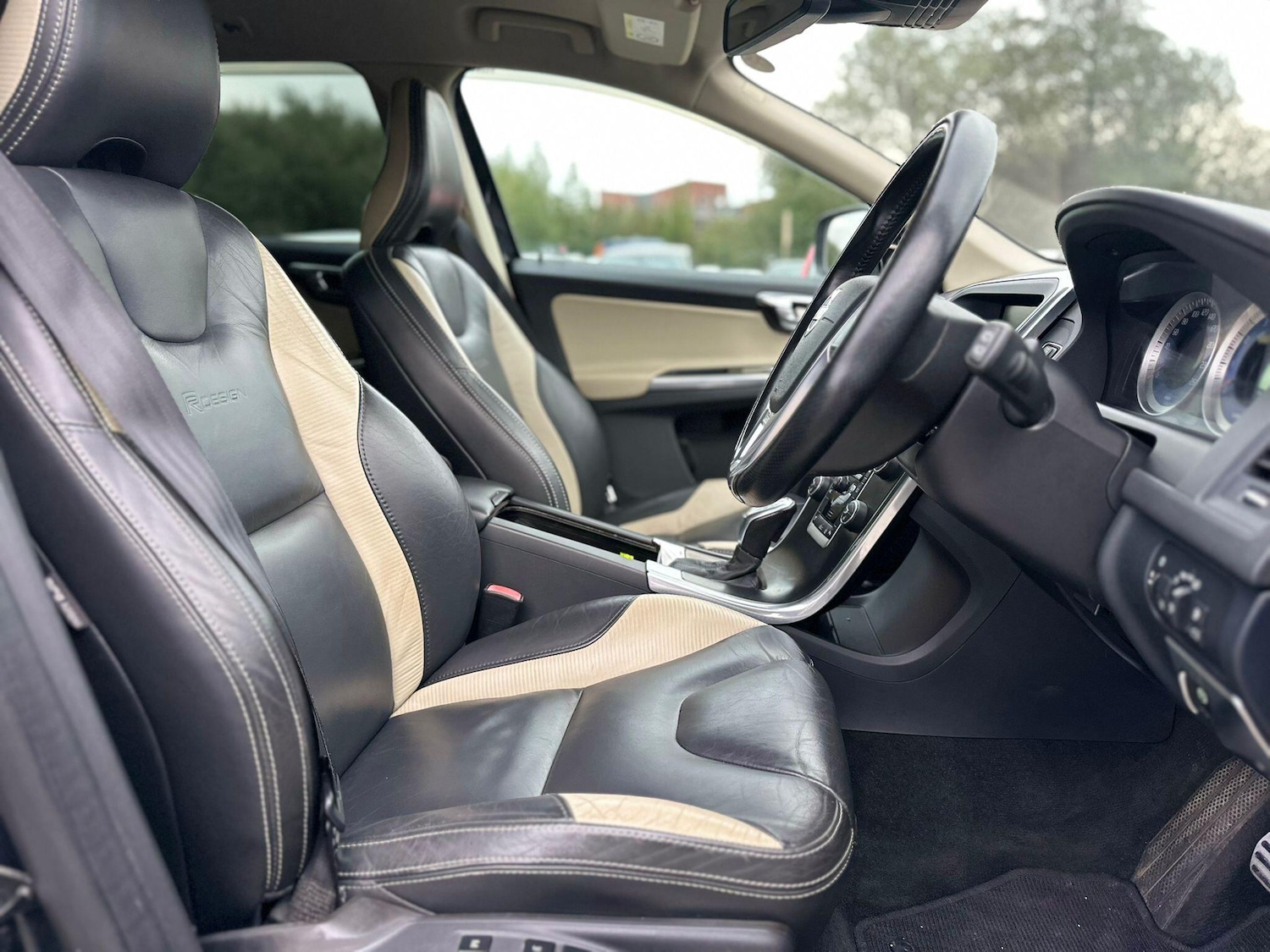 Used Volvo XC60 2025 for sale - 76993093: Photo 14