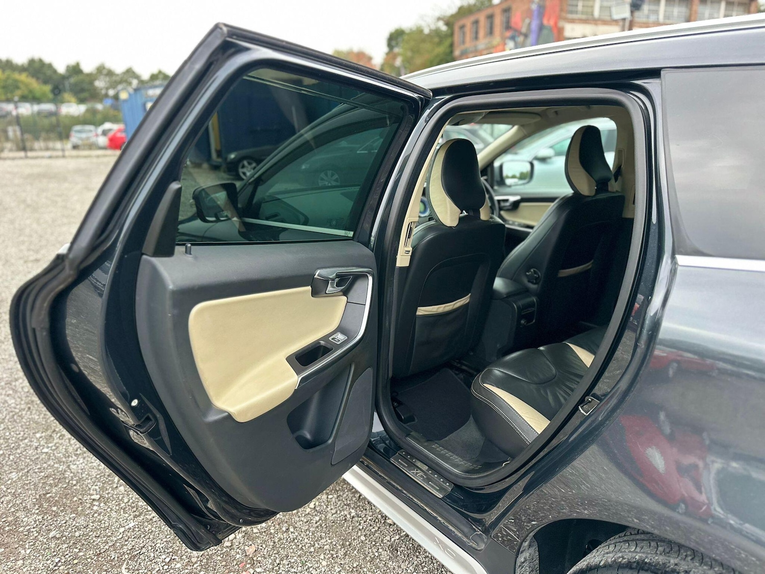 Used Volvo XC60 2025 for sale - 76993093: Photo 20