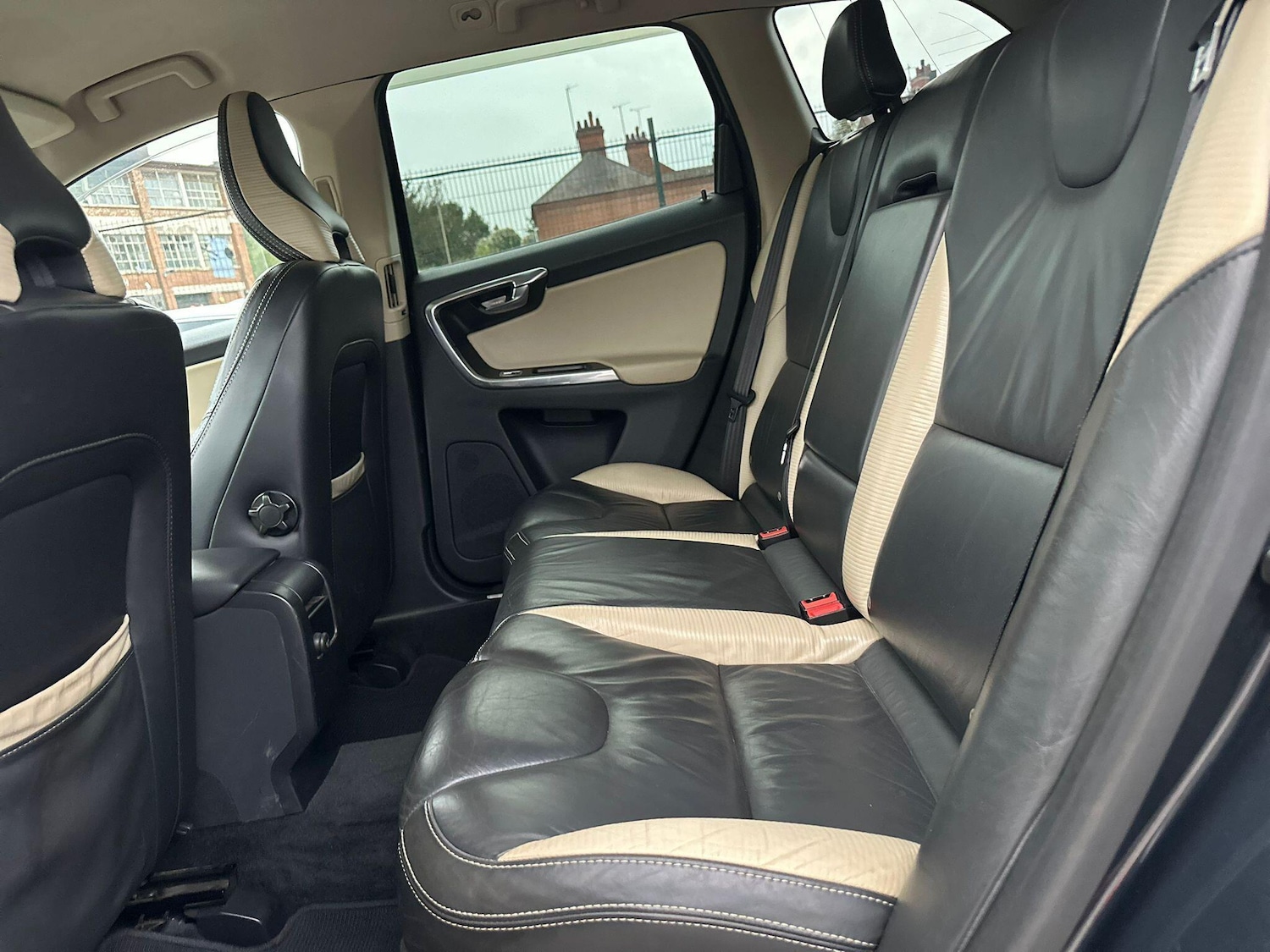 Used Volvo XC60 2025 for sale - 76993093: Photo 21