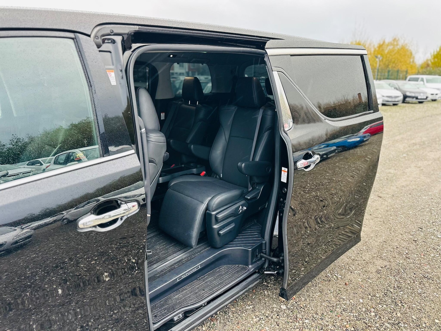 Used Toyota Alphard for sale - 76752760: Photo 34