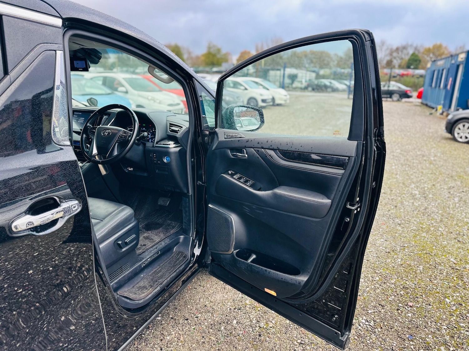 Used Toyota Alphard for sale - 76752760: Photo 43