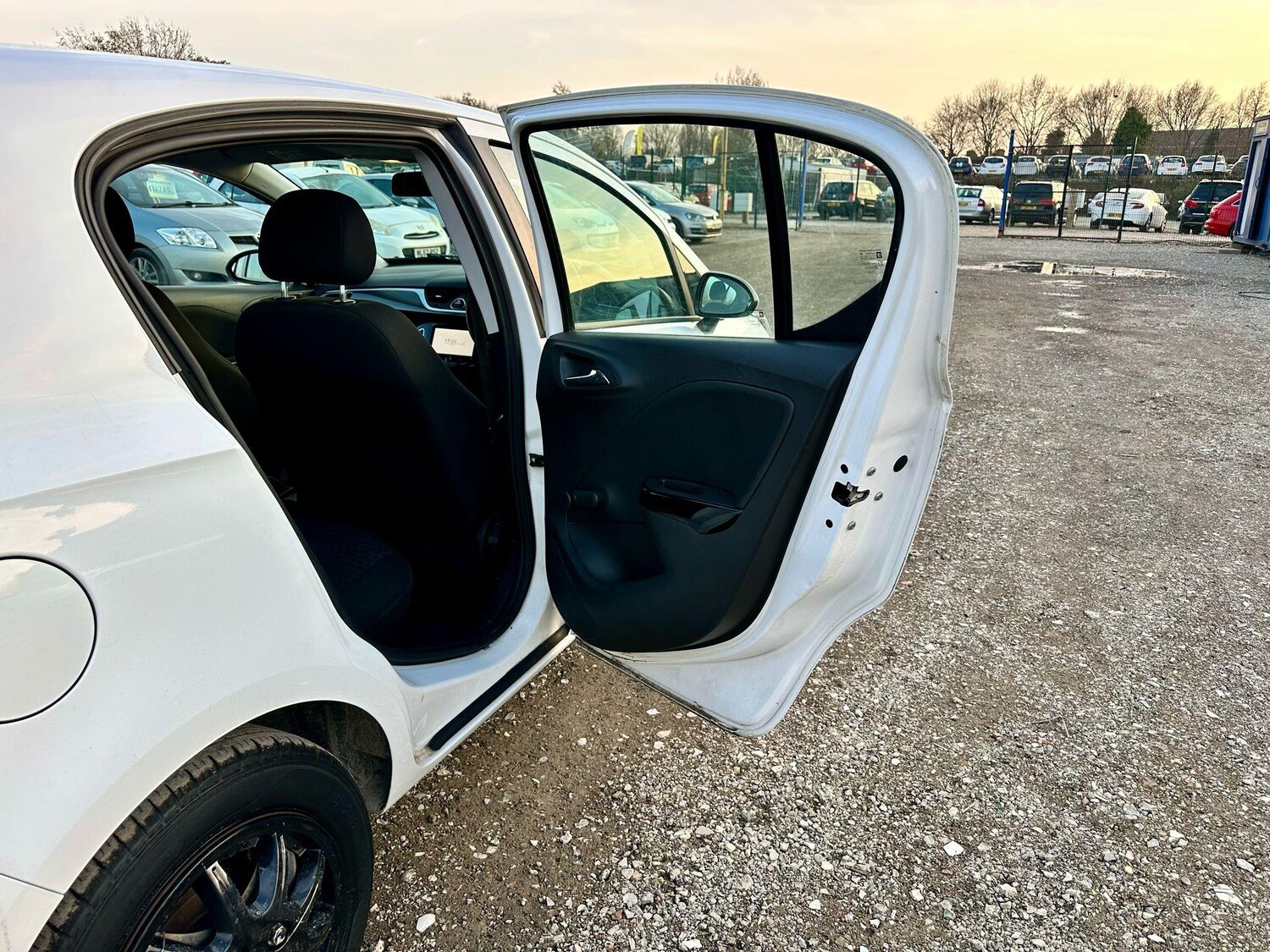 Used Vauxhall Corsa 2015 for sale - 76175348: Photo 15