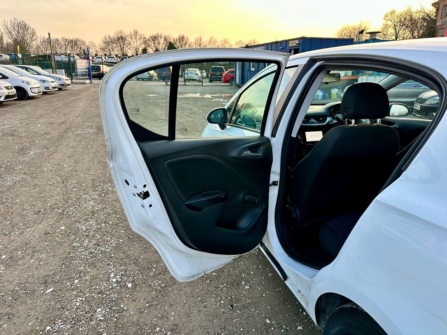 Used Vauxhall Corsa 2015 for sale - 76175348: Photo 19