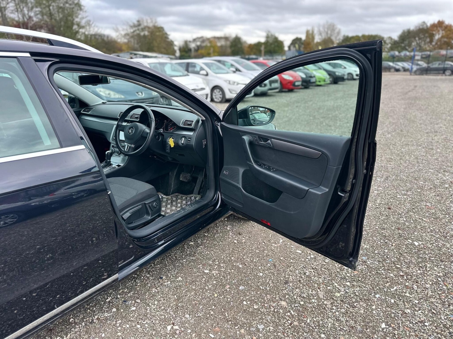 Used Volkswagen Passat for sale - 76476631: Photo 13