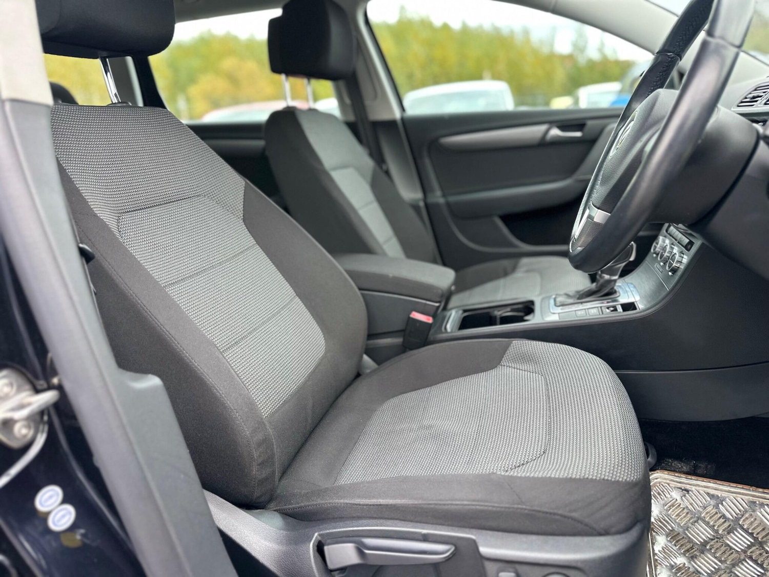 Used Volkswagen Passat for sale - 76476631: Photo 15