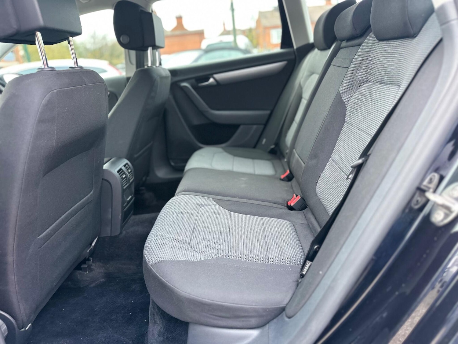 Used Volkswagen Passat for sale - 76476631: Photo 26