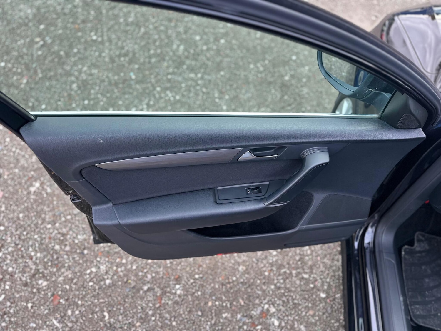 Used Volkswagen Passat for sale - 76476631: Photo 28