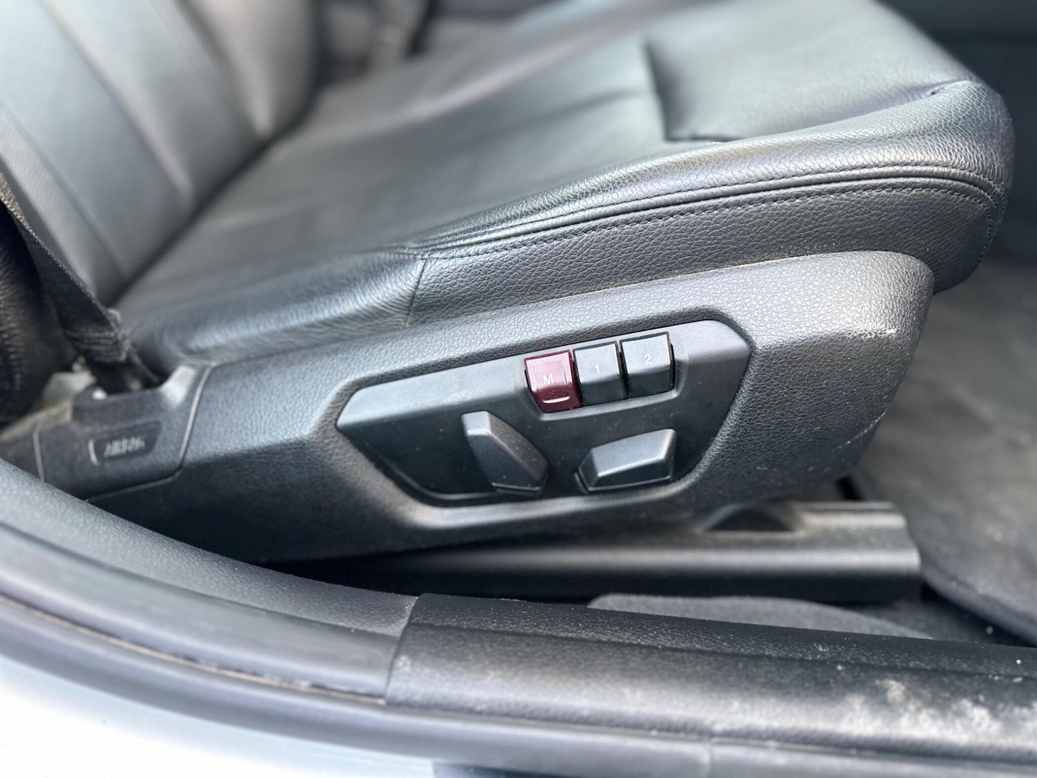 Used BMW 3 Series for sale - 77305936: Photo 16