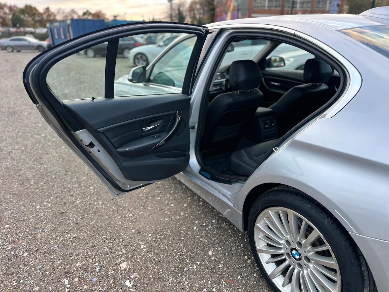 Used BMW 3 Series for sale - 77305936: Photo 24