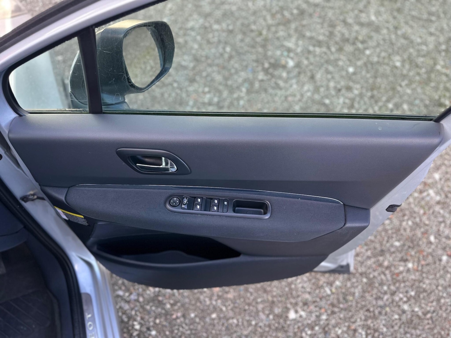 Used Peugeot 3008 2016 for sale - 76398224: Photo 14