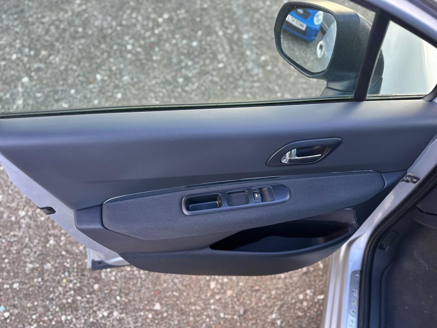 Used Peugeot 3008 2016 for sale - 76398224: Photo 26