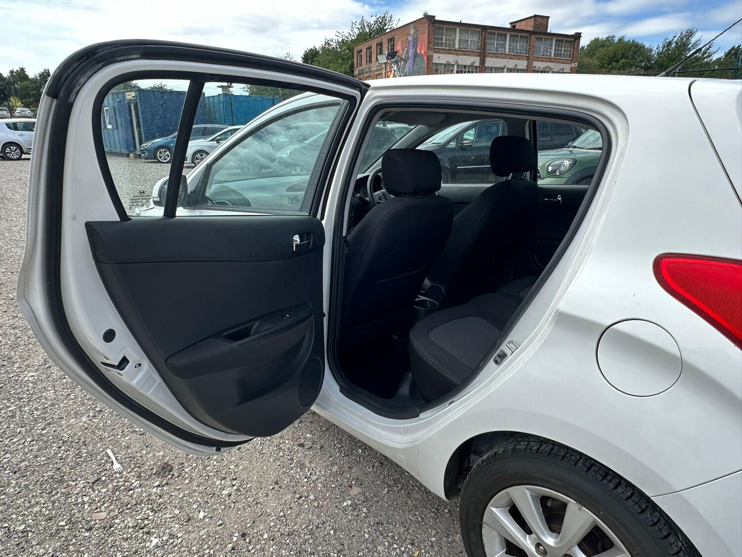 Vehicle 21