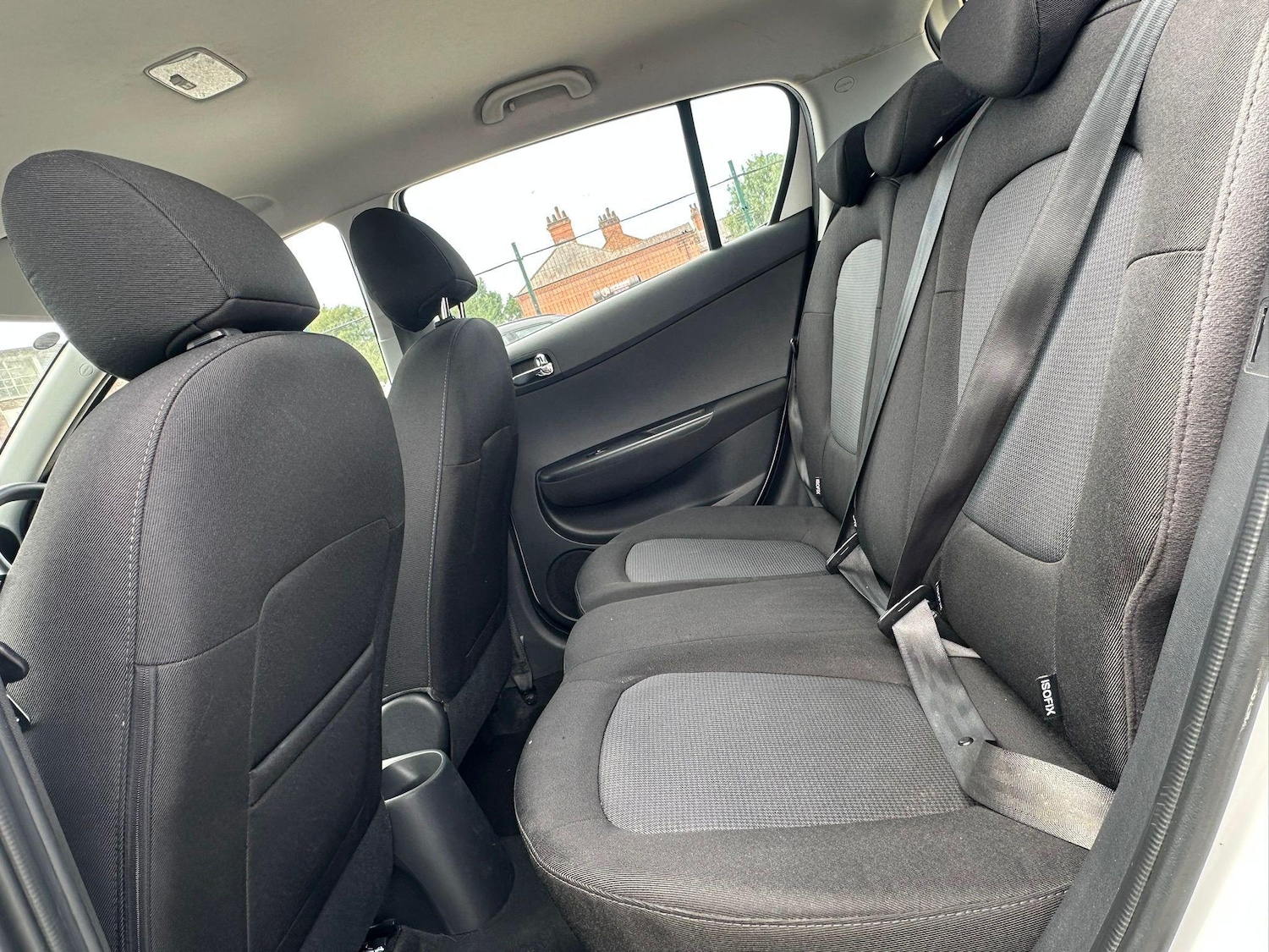 Used Hyundai i20 2014 for sale - 77575207: Photo 18