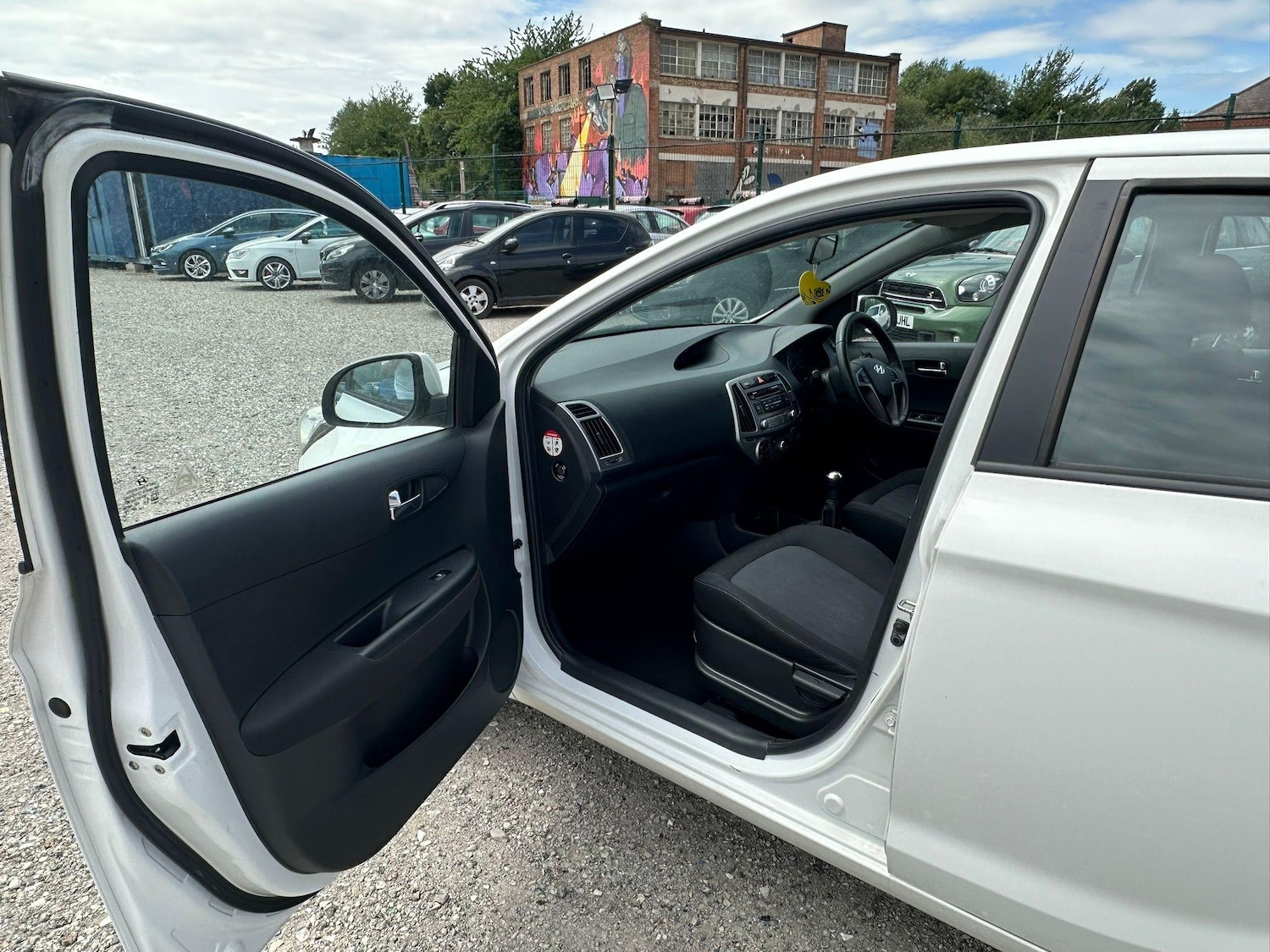 Used Hyundai i20 2014 for sale - 77575207: Photo 19