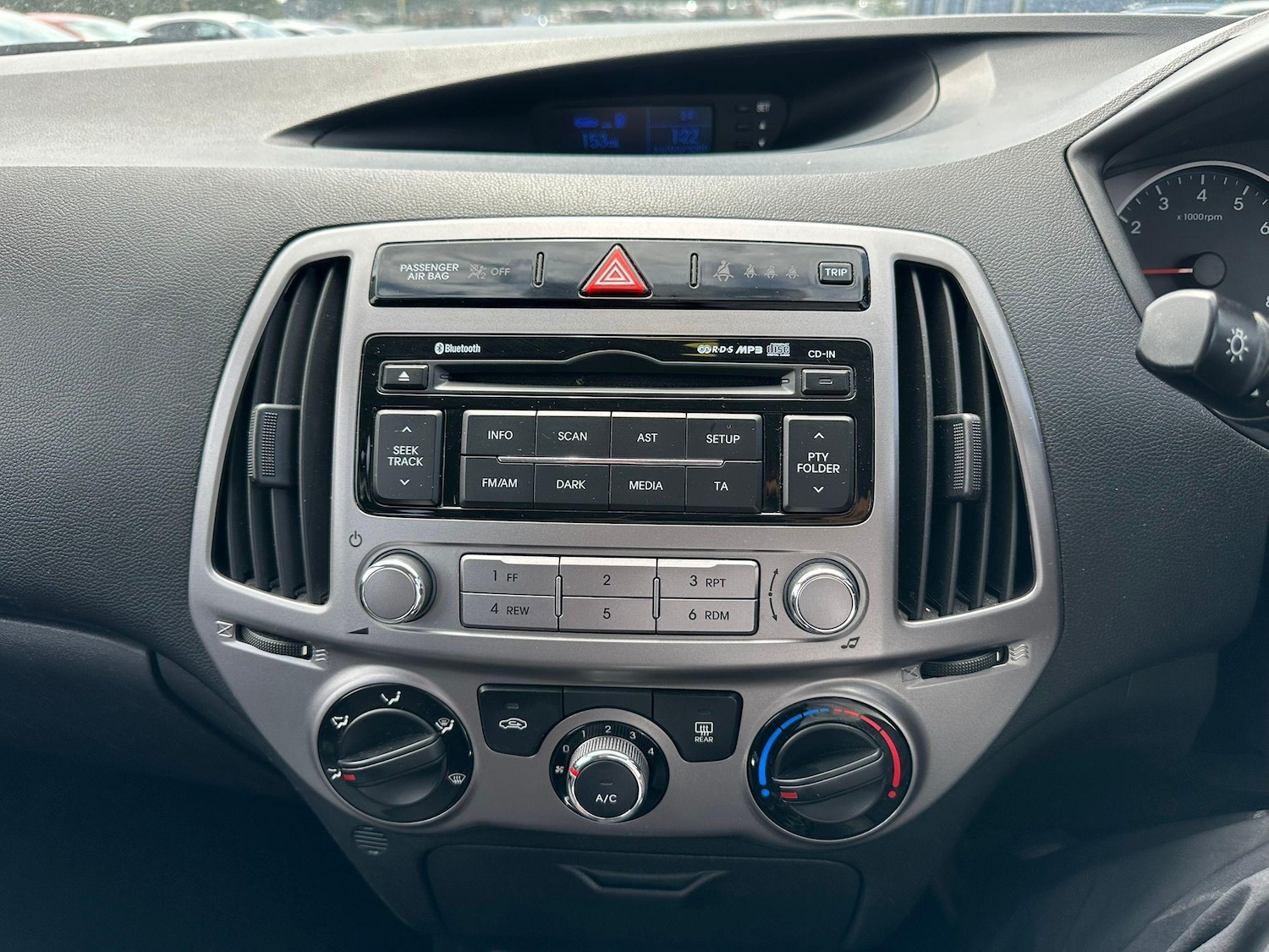 Used Hyundai i20 2014 for sale - 77575207: Photo 25