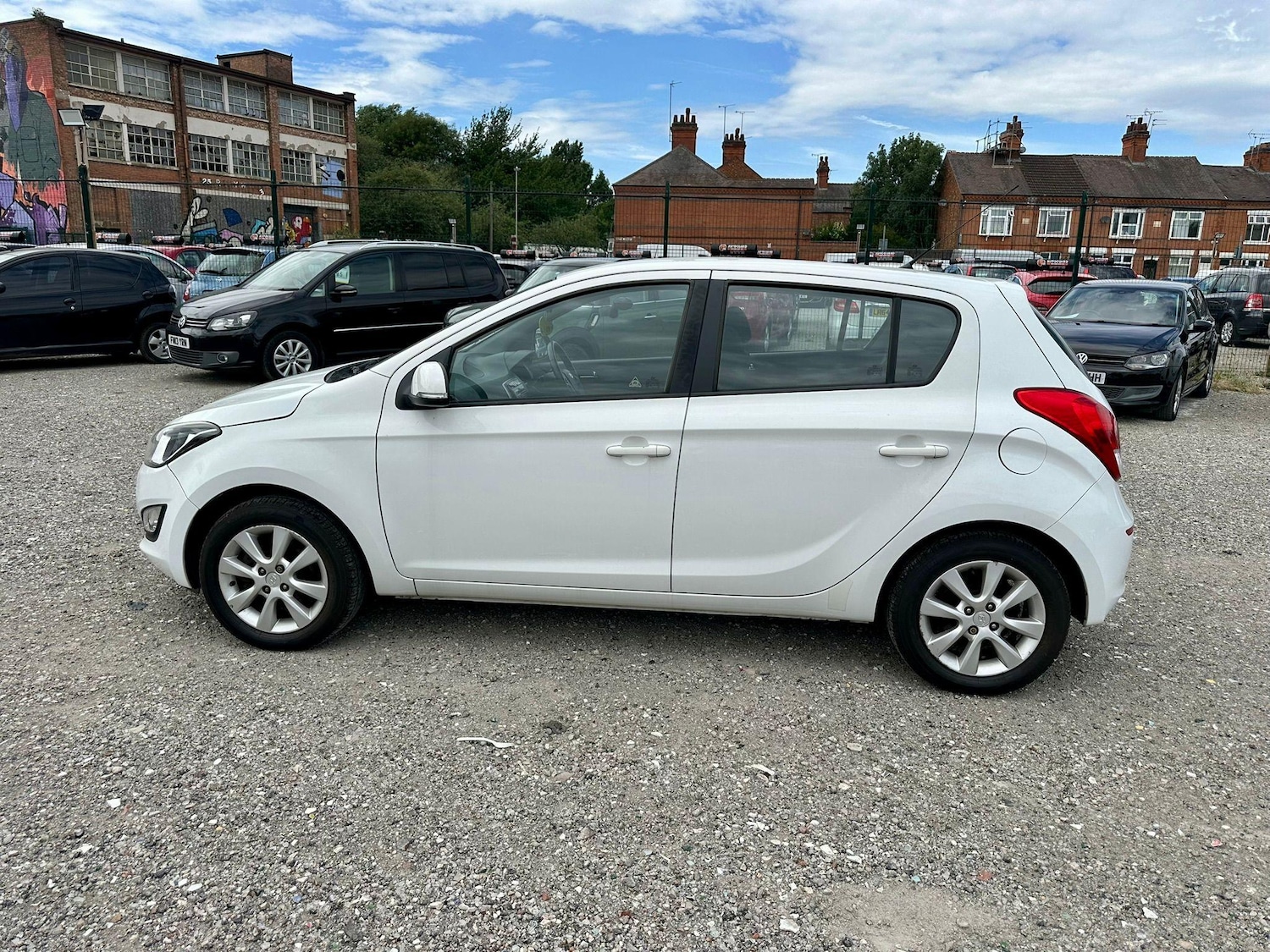 Used Hyundai i20 2014 for sale - 77575207: Photo 6