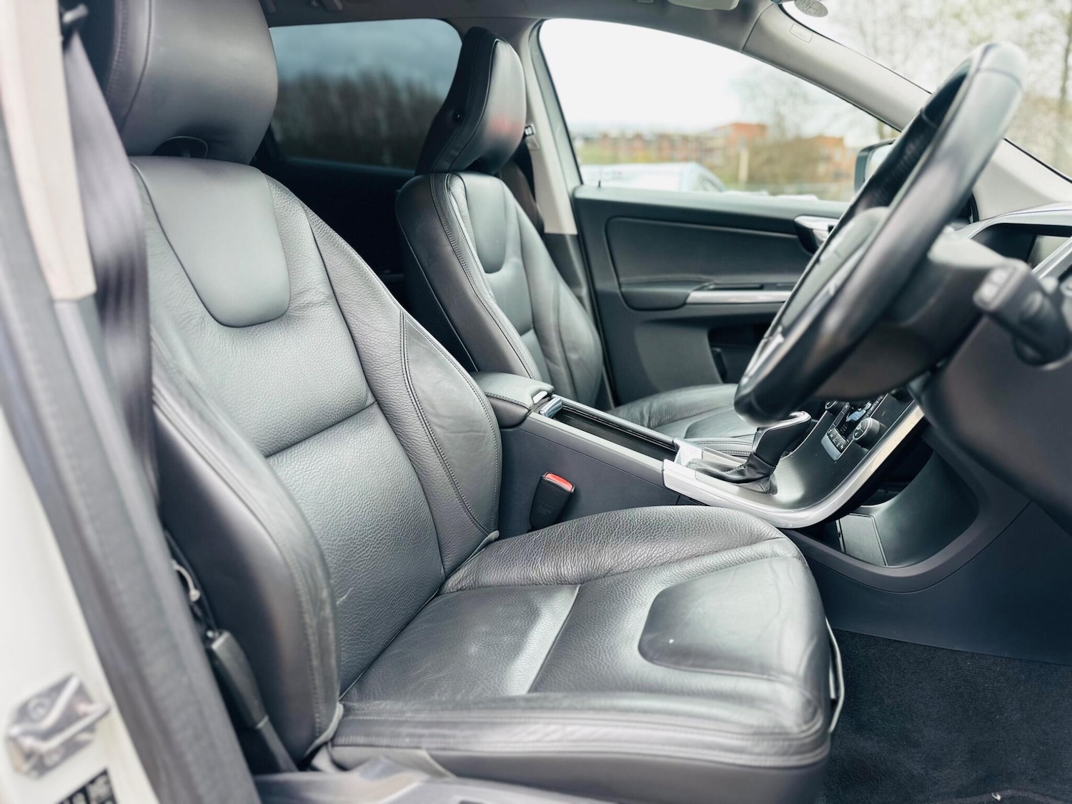 Used Volvo XC60 for sale - 77682852: Photo 10