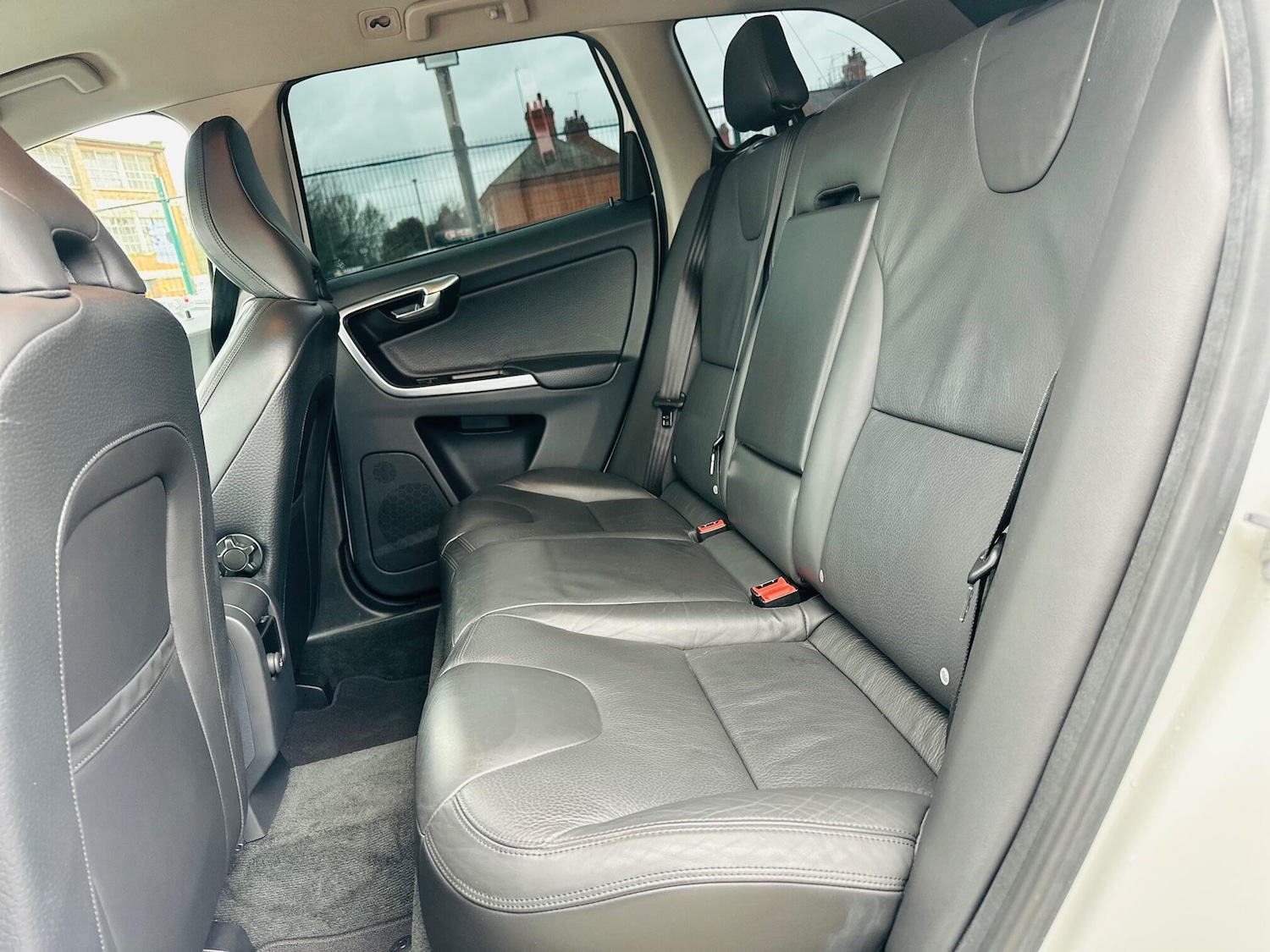 Used Volvo XC60 for sale - 77682852: Photo 11