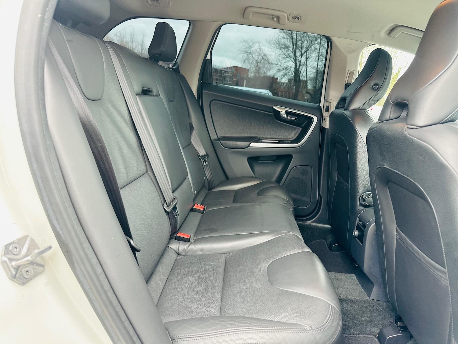 Used Volvo XC60 for sale - 77682852: Photo 12