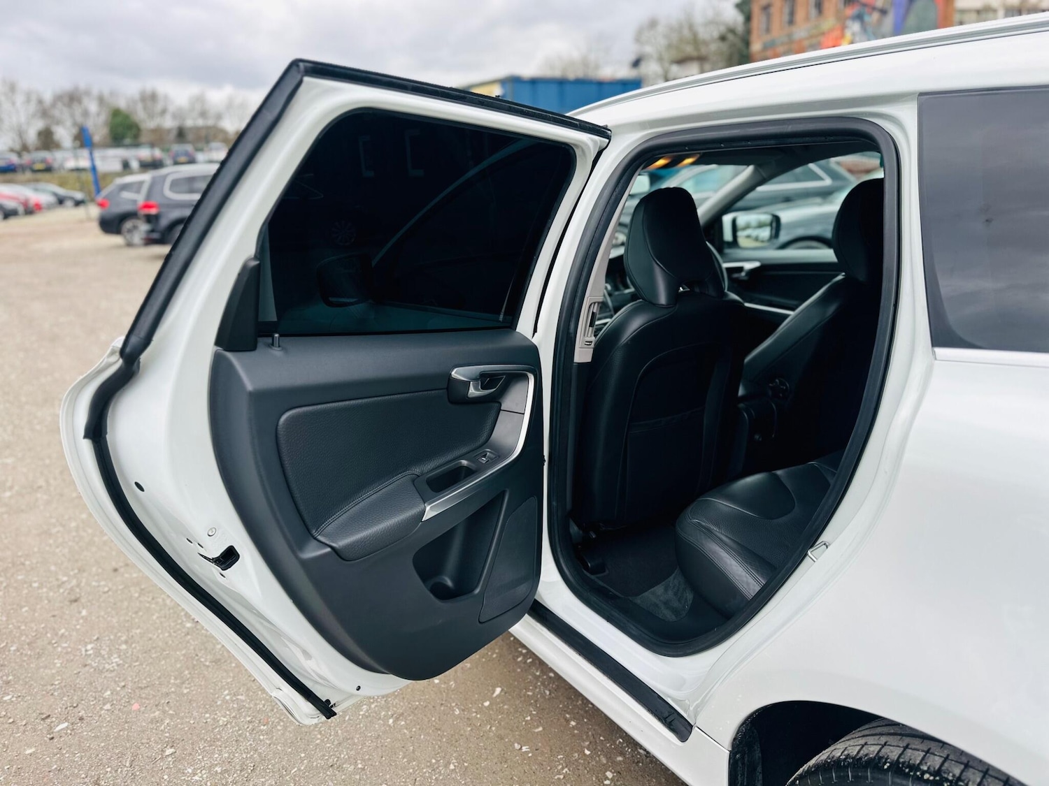 Used Volvo XC60 for sale - 77682852: Photo 20