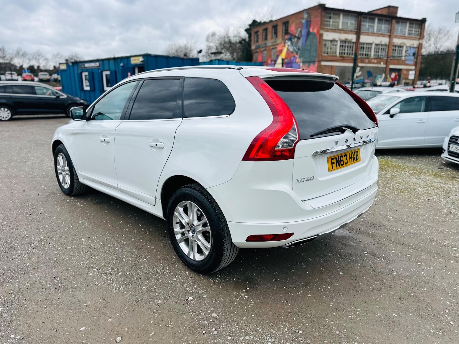 Used Volvo XC60 for sale - 77682852: Photo 4