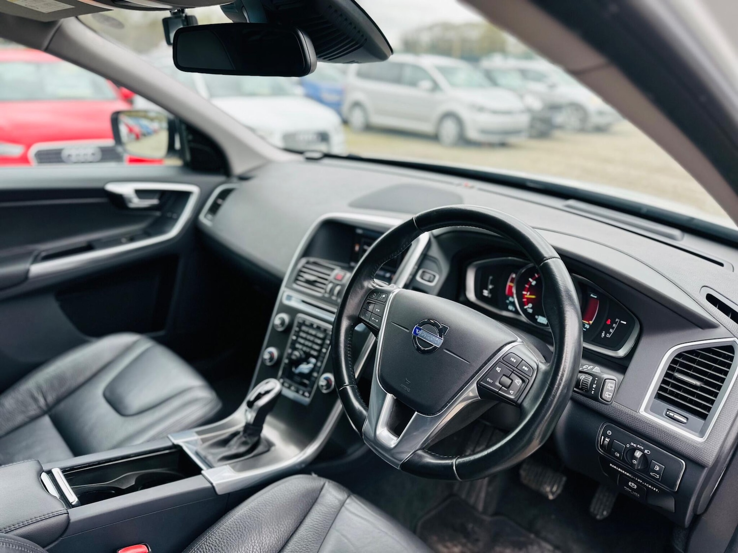 Used Volvo XC60 for sale - 77682852: Photo 9