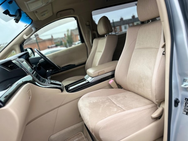 Used Toyota Alphard for sale - 76260511: Photo 24