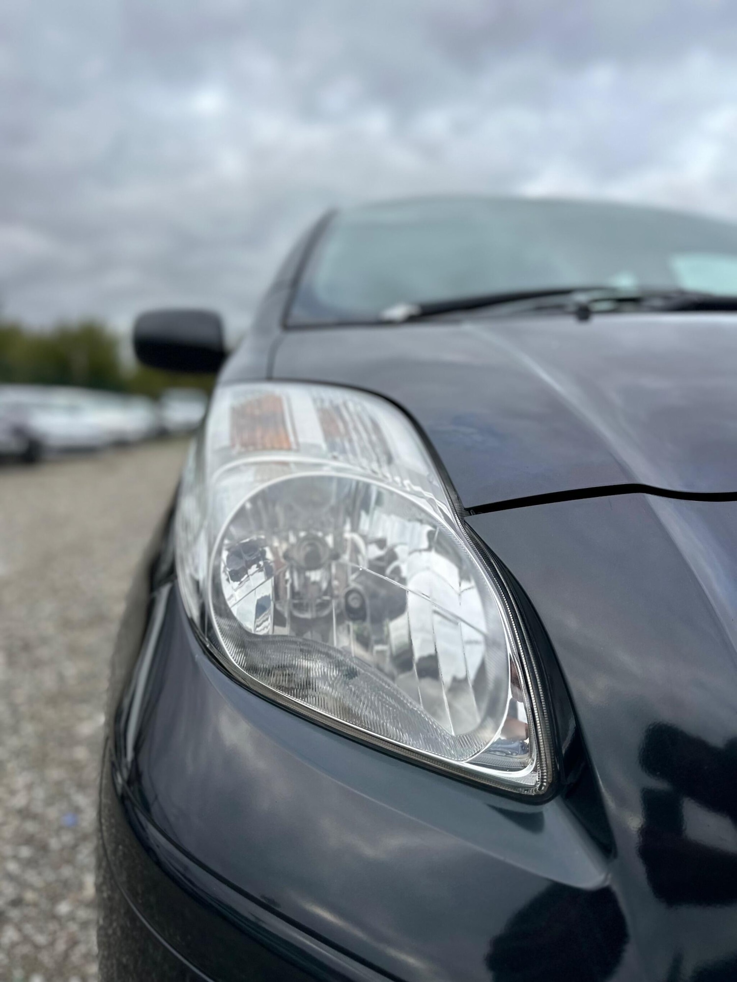 Used Toyota Yaris 2010 for sale - 76336884: Photo 35