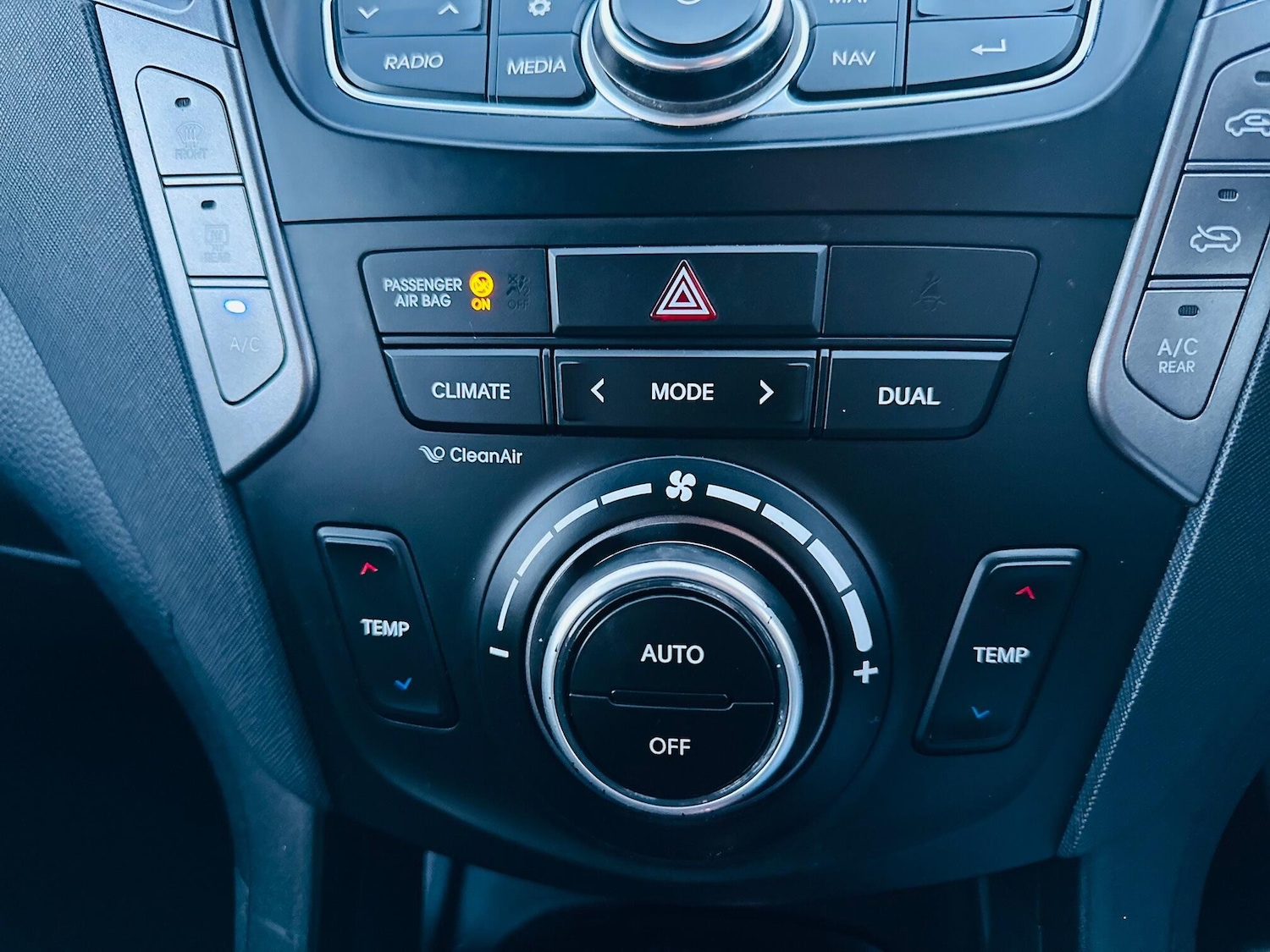 Used Hyundai Santa Fe 2013 for sale - 76824435: Photo 26