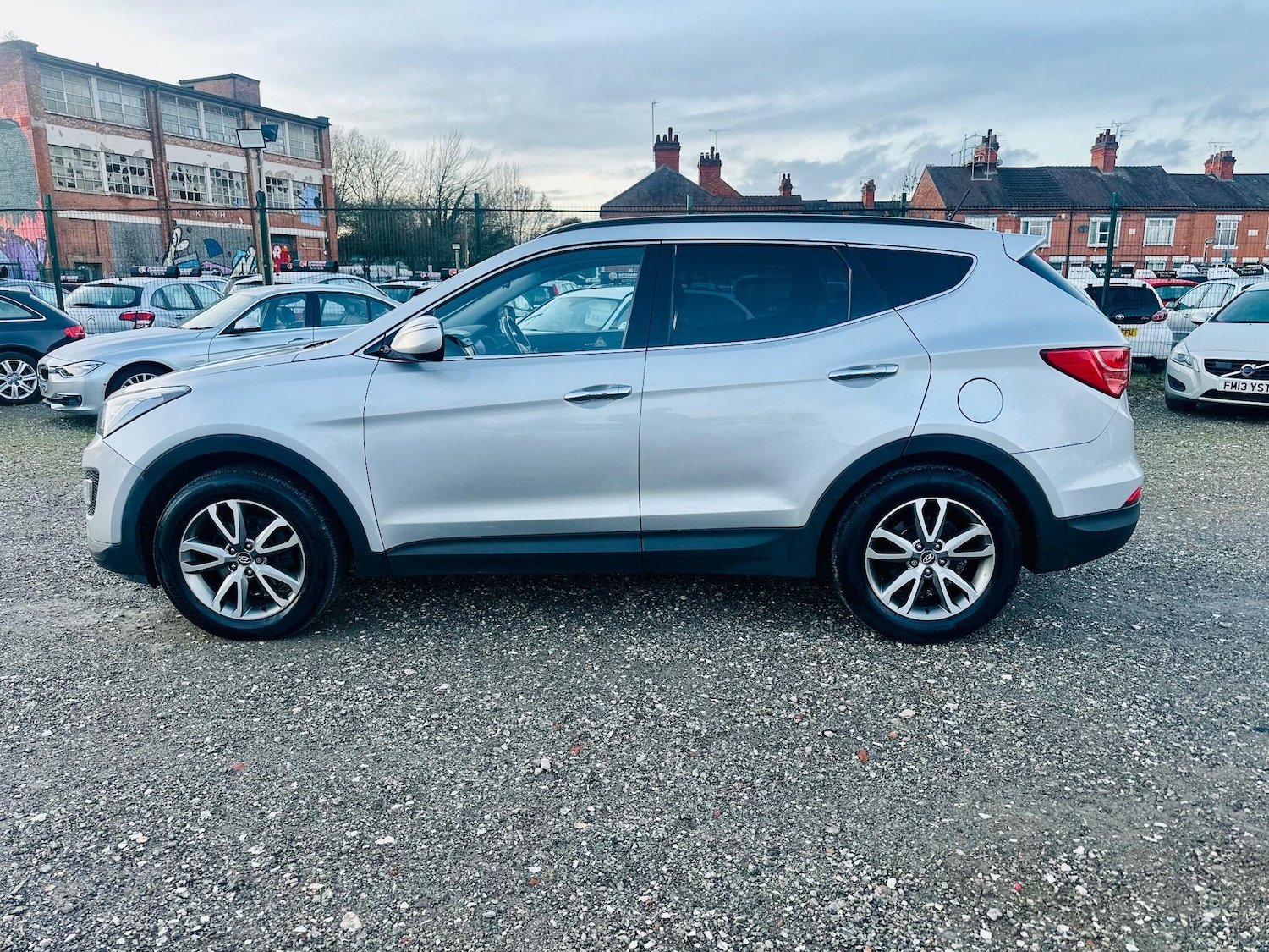 Used Hyundai Santa Fe 2013 for sale - 76824435: Photo 9