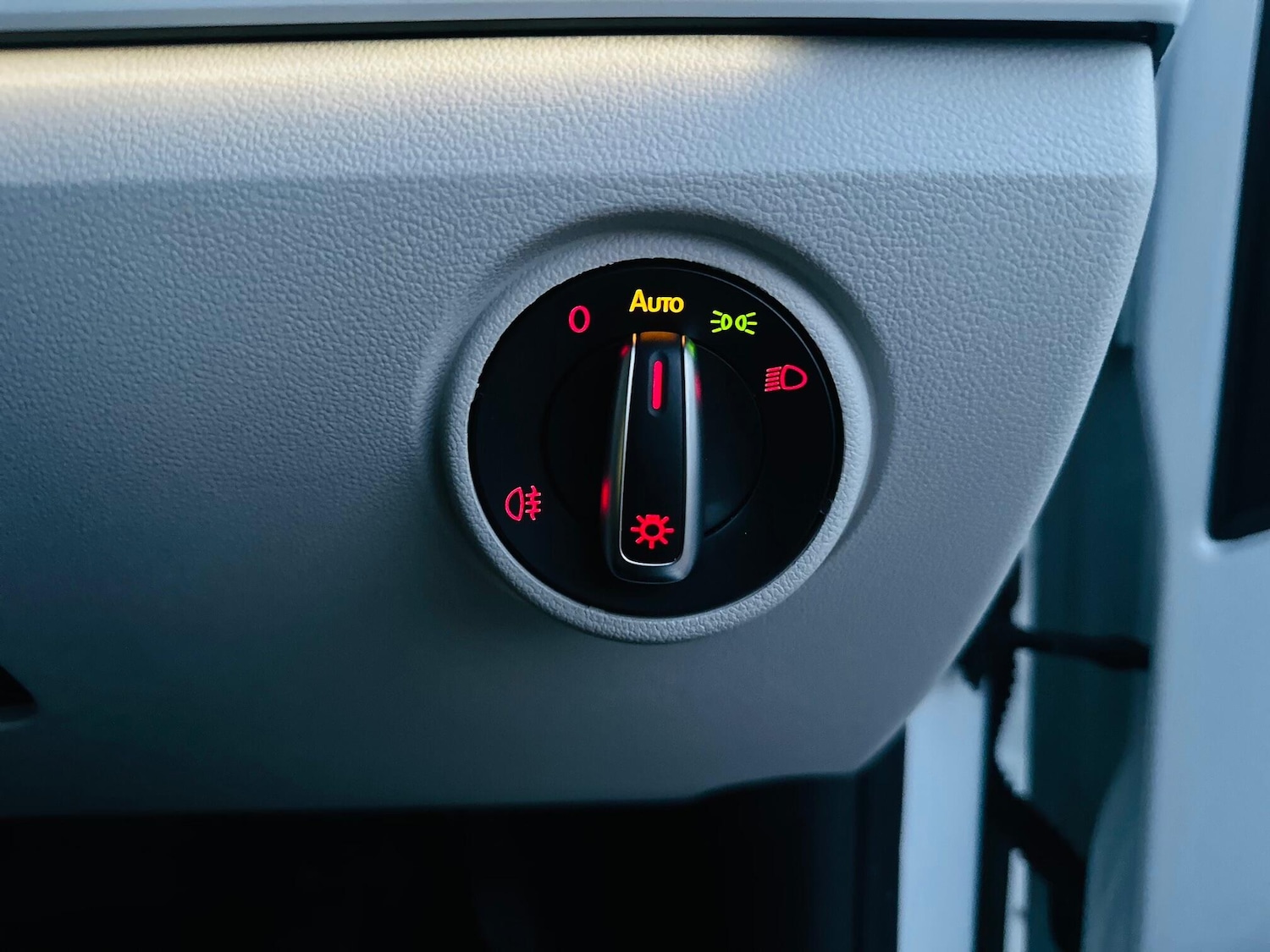 Used Volkswagen up! 2025 for sale - 77081429: Photo 22