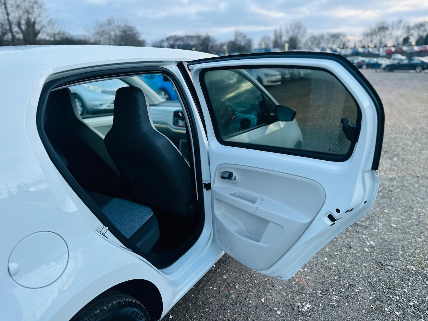 Used Volkswagen up! 2025 for sale - 77081429: Photo 50