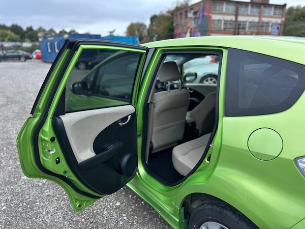 Used Honda Fit for sale - 76259608: Photo 21