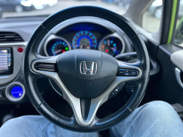 Used Honda Fit for sale - 76259608: Photo 26